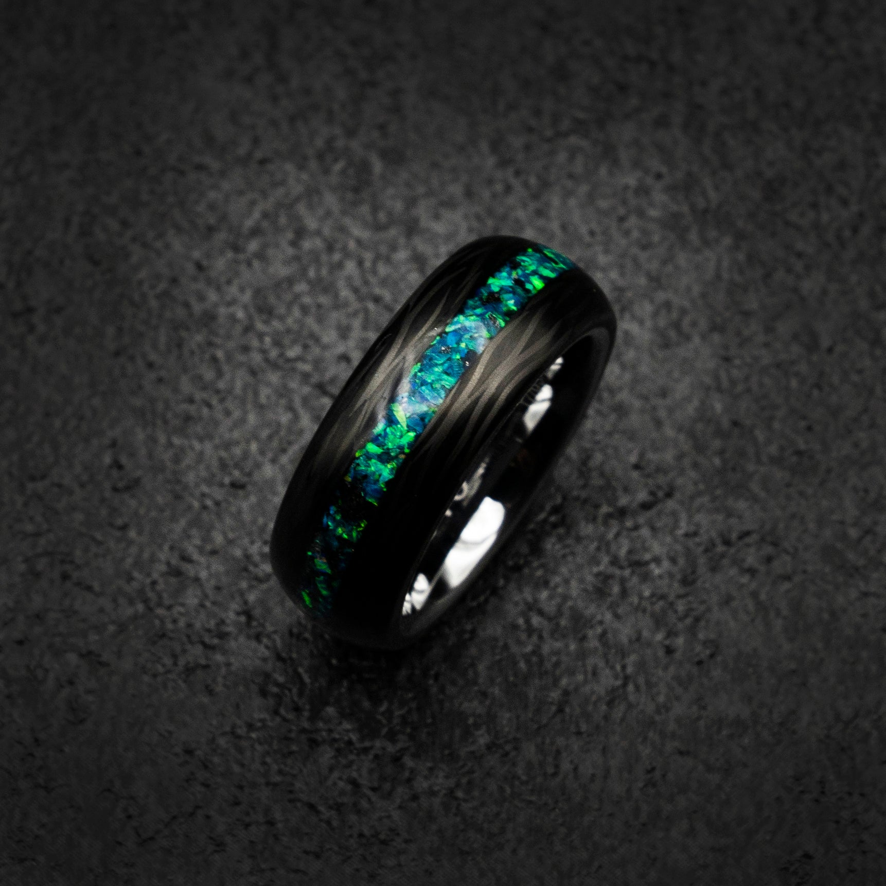 Will Tungsten Rust? Decazi