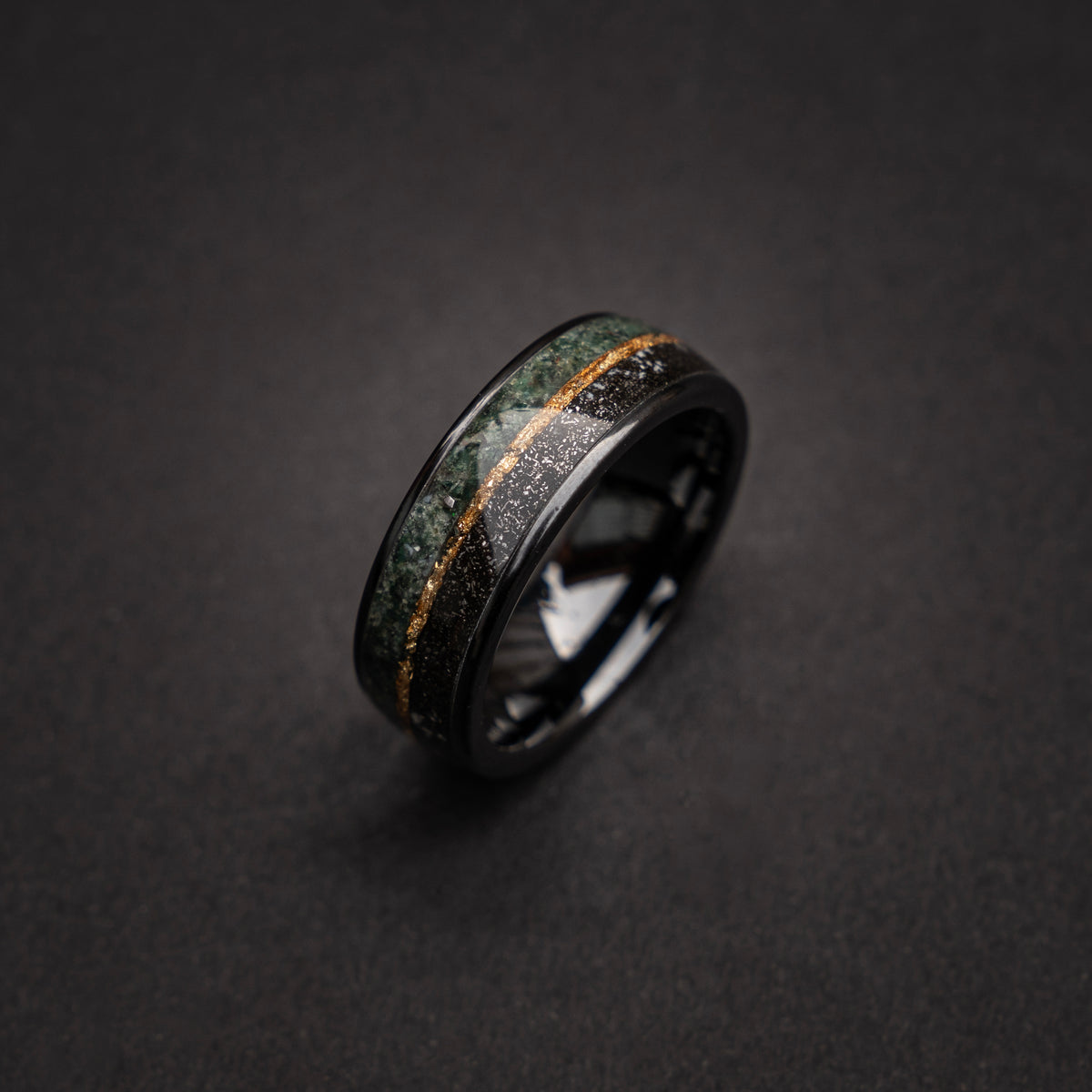 Ceramic black ring filled with Moss Agate and Muonionalusta Meteorite divided by Gold Leaf - Decazi