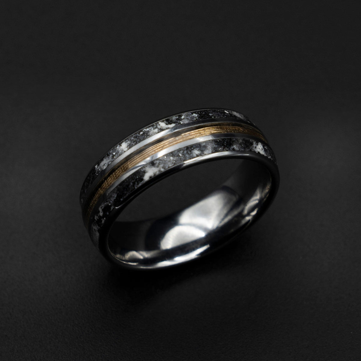 Gold wire ring, meteoriet ring, Glow in the dark ring, male engagement ring, glowstone ring, mens wedding band, tungsten ring. glow ring.