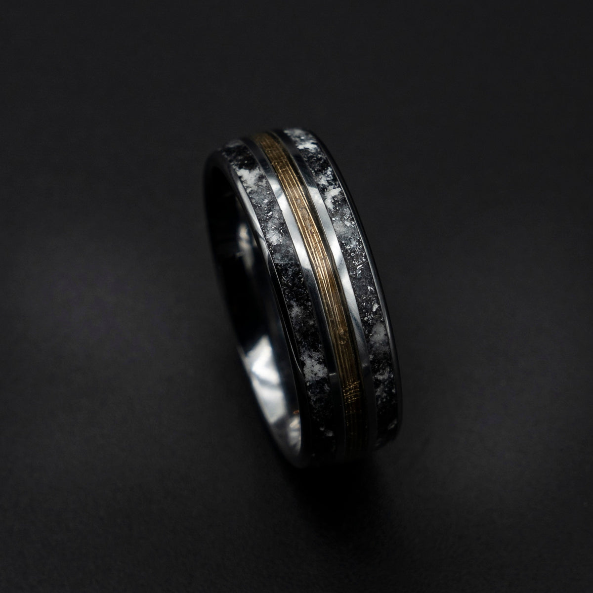 Gold wire ring, meteoriet ring, Glow in the dark ring, male engagement ring, glowstone ring, mens wedding band, tungsten ring. glow ring.