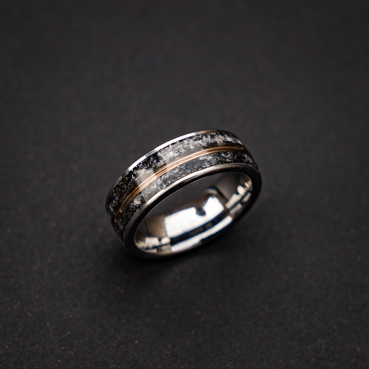 Meteorite Dust ring with glow in the dark and Goldwire.