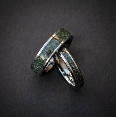 Tungsten ring filled with Moss Agate for Louise - Decazi