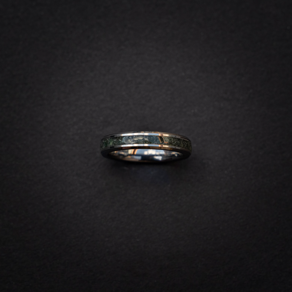 Silver tungsten ring filled with Moss Agate