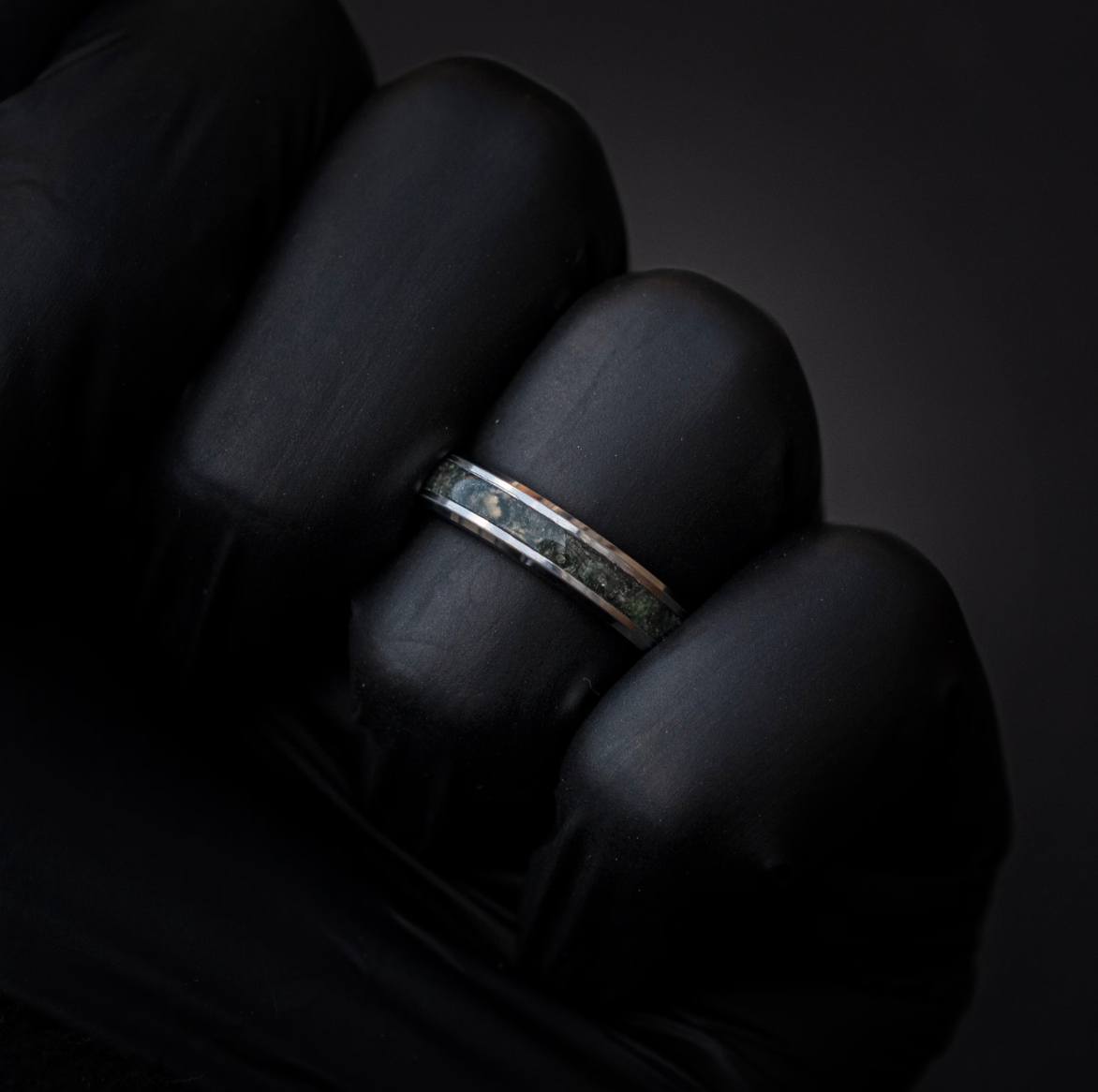 Silver tungsten ring filled with Moss Agate