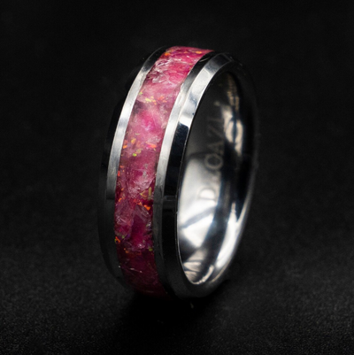 Hammered ceramic ring filled with first layer of blue pigment/glow with a top layer of pink mixed with white opal and a middle line of velociraptor and 1 chunk of velociraptor in the middle on top 8 mm for Alex - Decazi