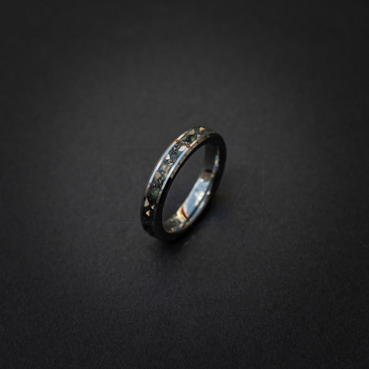 Beveled tungsten ring filled with Moss agate, meteorite and Spinosaurus 4 mm for Sabrina