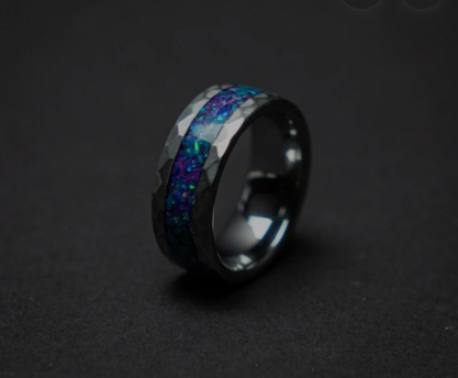 Hammered tungsten ring filled with galaxy inlay and own materials (sand, fur and fossil) 6 mm for Cheyanna