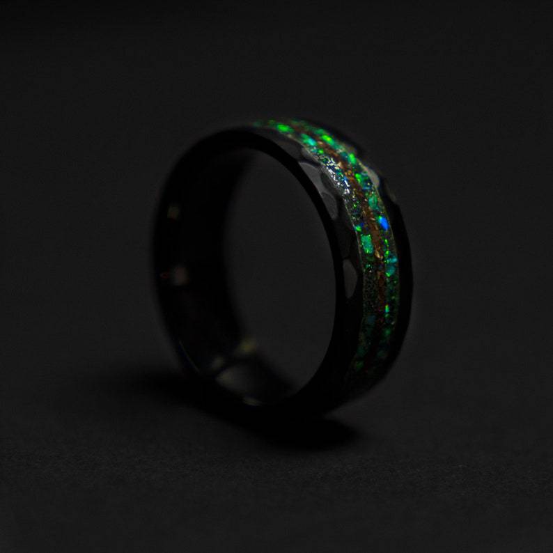 Ceramic Green Opal Hammered Ring Meteorite & T Rex Accent