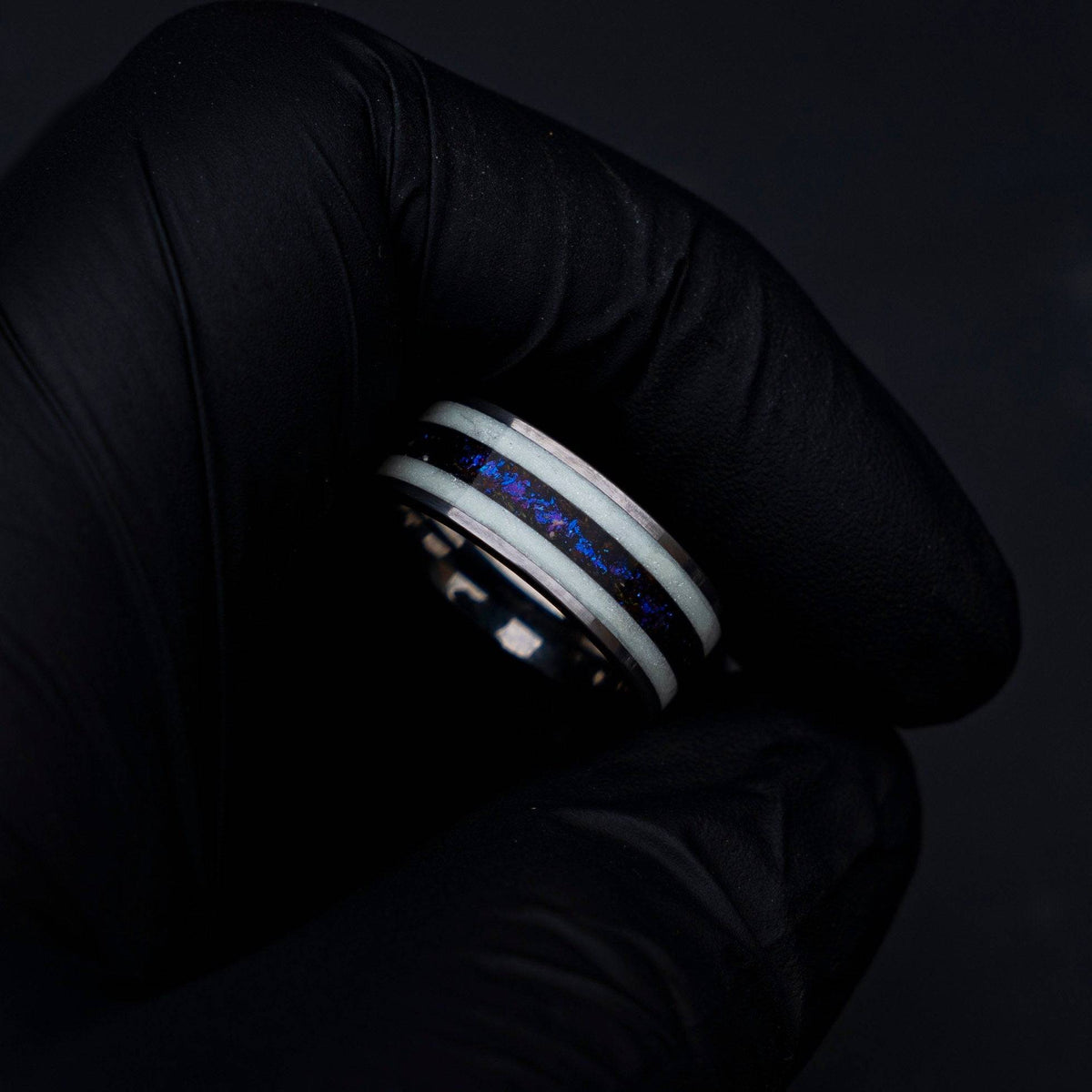Glow in the dark tungsten ring with blue purple chameleon flakes line