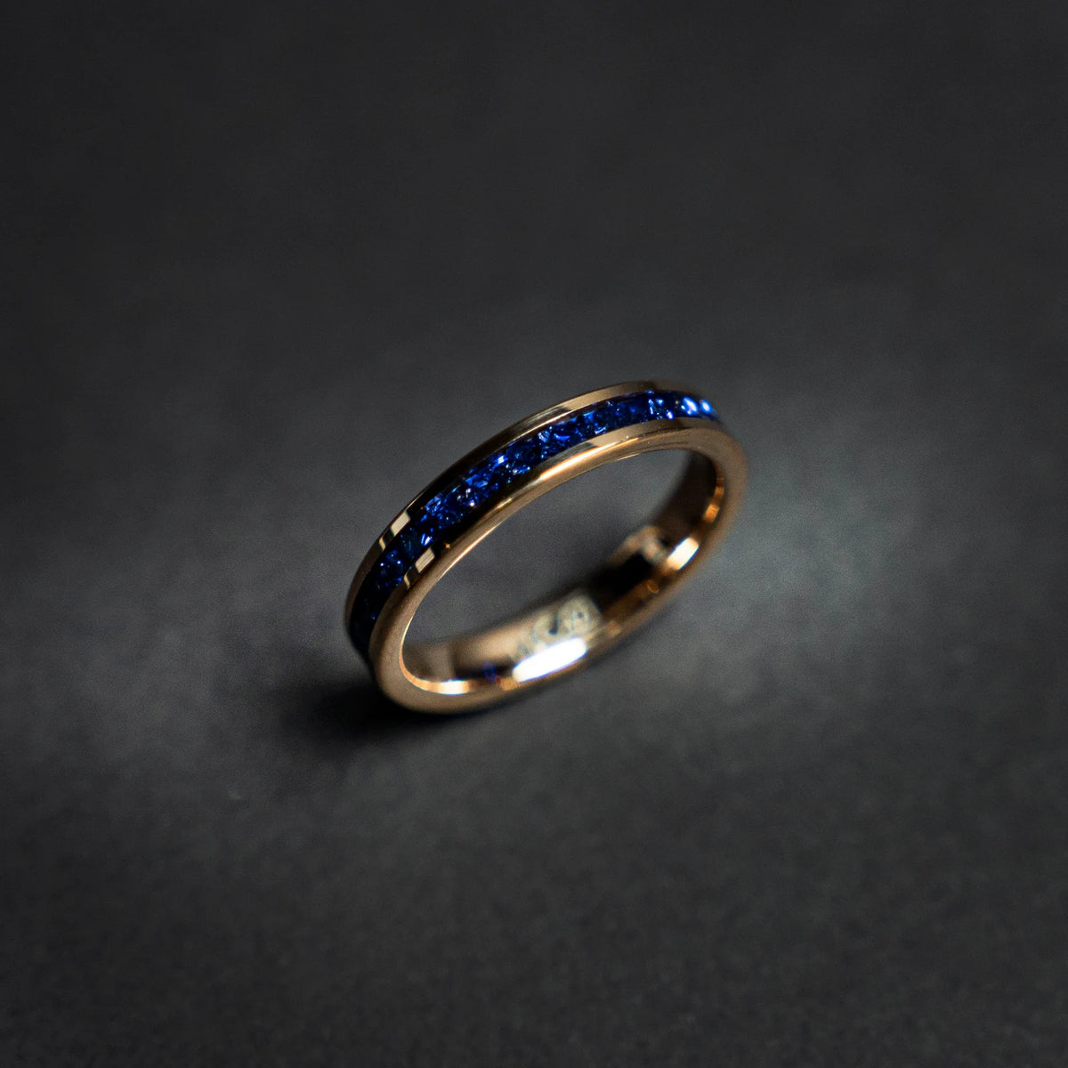 Rose golden plated tungsten ring with blue opal - Decazi