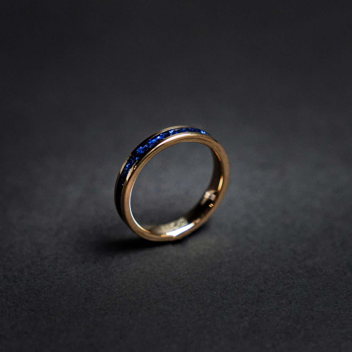 Rose golden plated tungsten ring with blue opal - Decazi