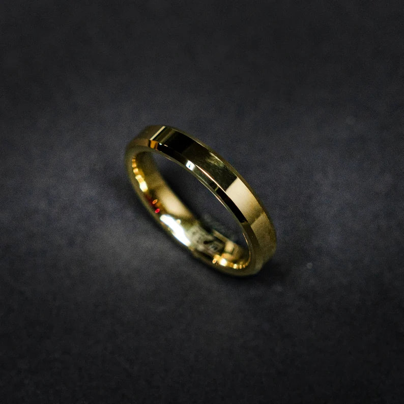 Gold beveled tungsten ring