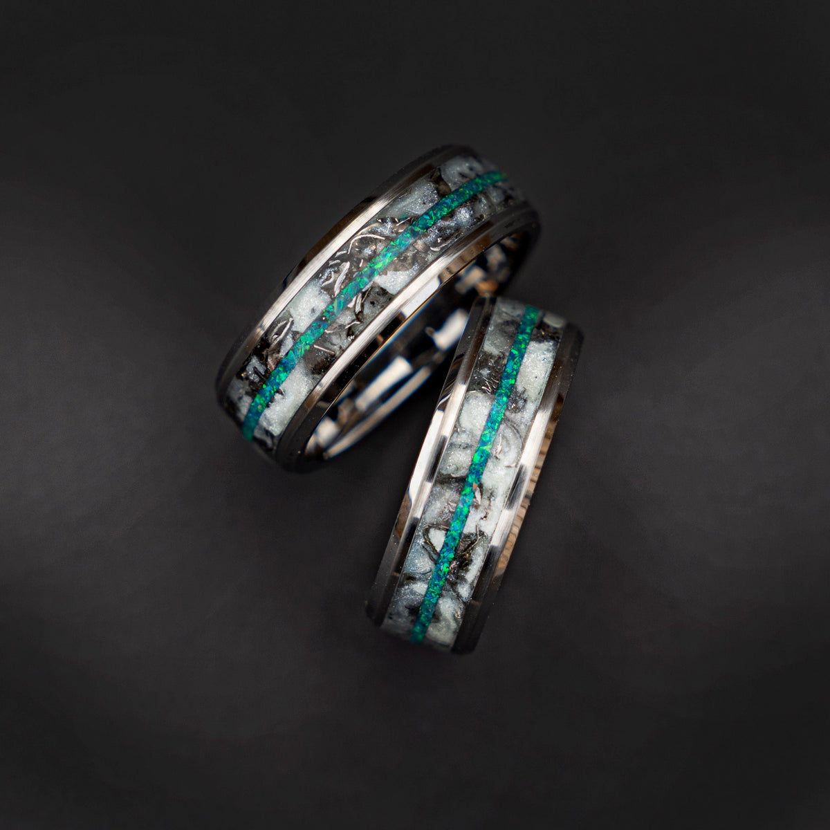 Glow in the dark couples rings matching, couple rings, Meteorite ring, green opal ring, glowstone ring, personalized couple rings, | Decazi - Decazi