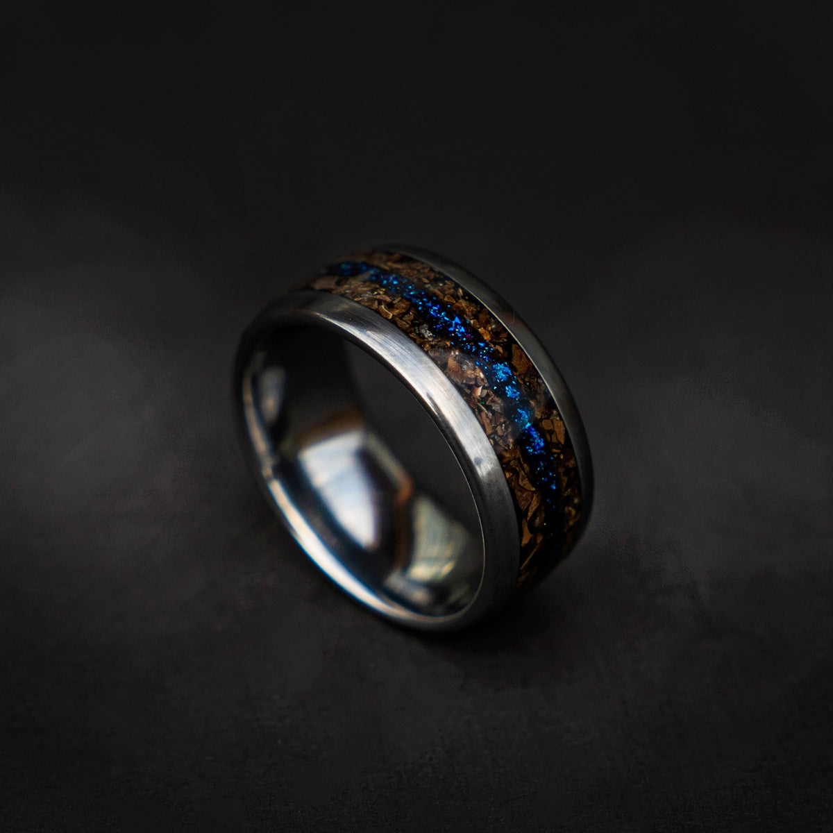 Velociraptor fragments with a blue galaxy opal river, handmade wedding band, meteorite ring men, mens wedding band, unique mens ring Decazi - Decazi