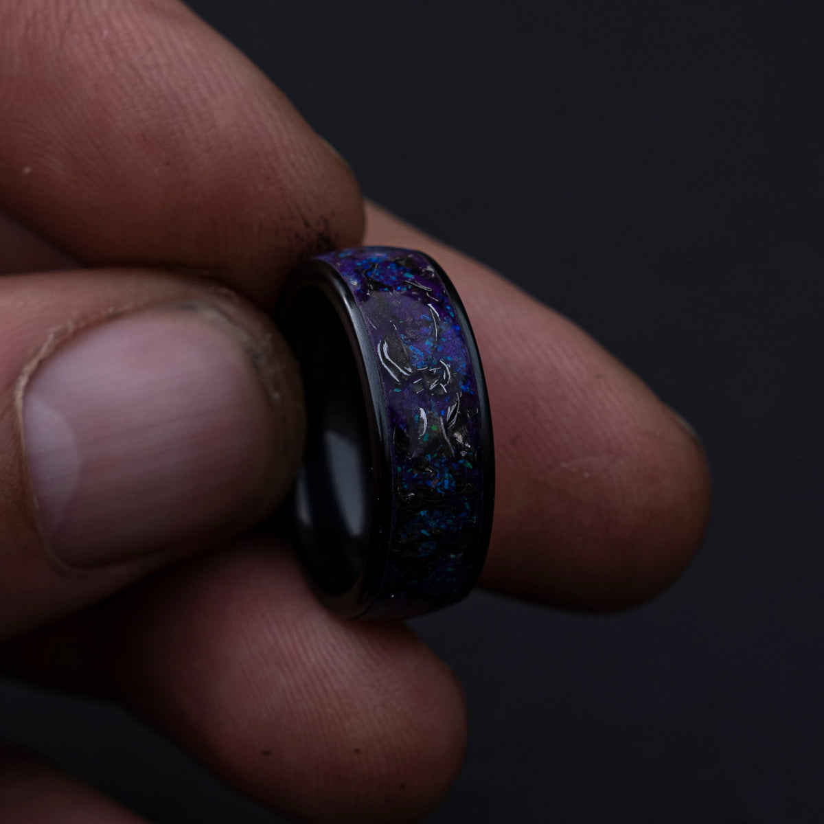 Meteorite shavings ring, purple opal ring, Glow in the dark ring, Galaxy opal, Black firday sale, Black ceramic ring, 8mm ring | Decazi