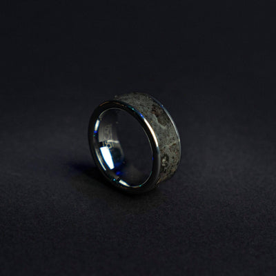Lunar Meteorite Ring with Genuine Moon Dust