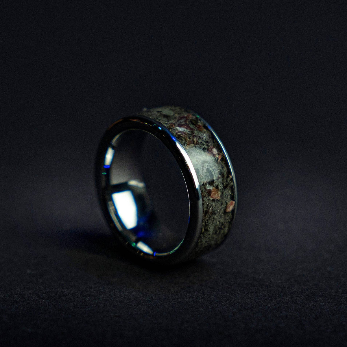 Lunar Meteorite Ring with Genuine Moon Dust