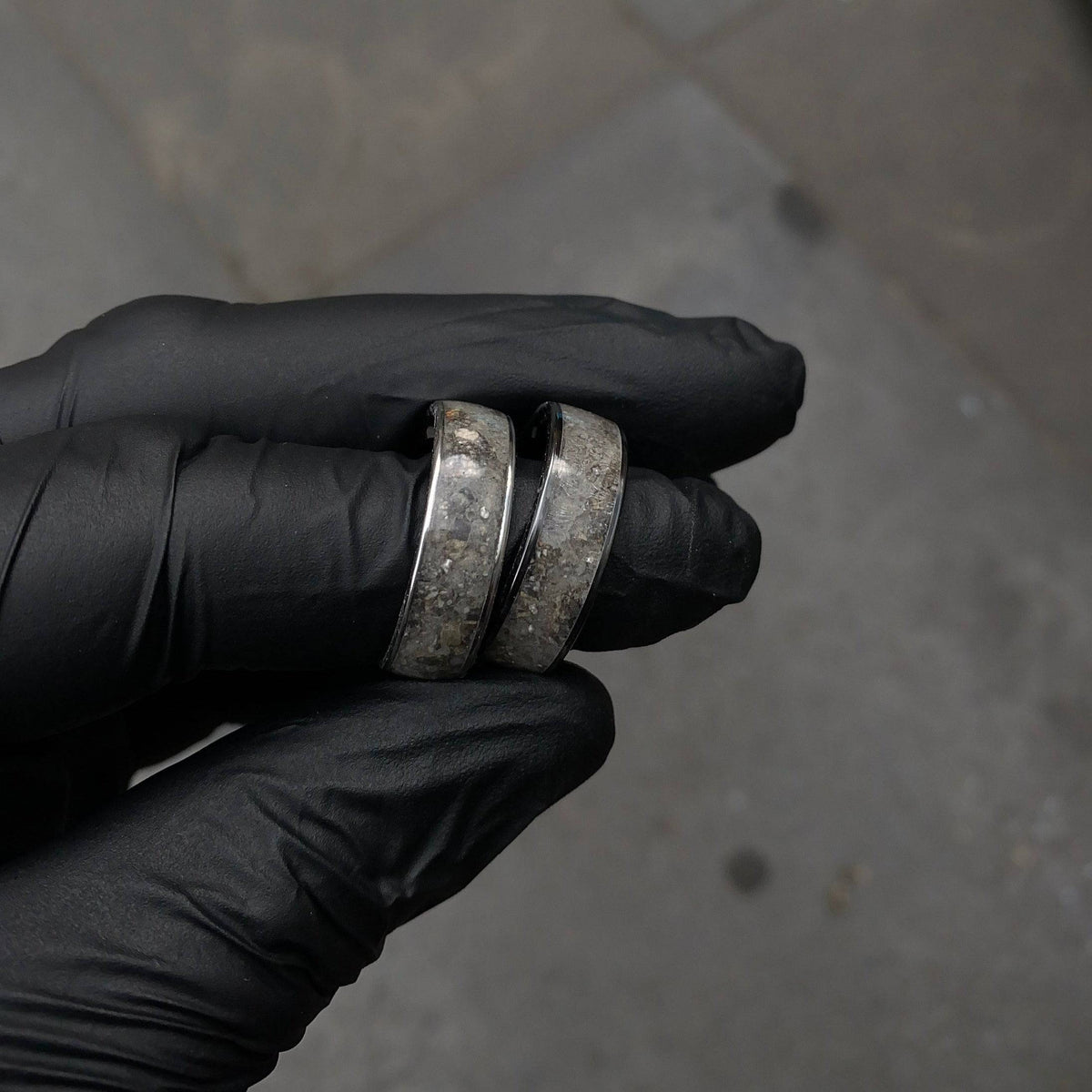 Lunar Meteorite Ring with Genuine Moon Dust