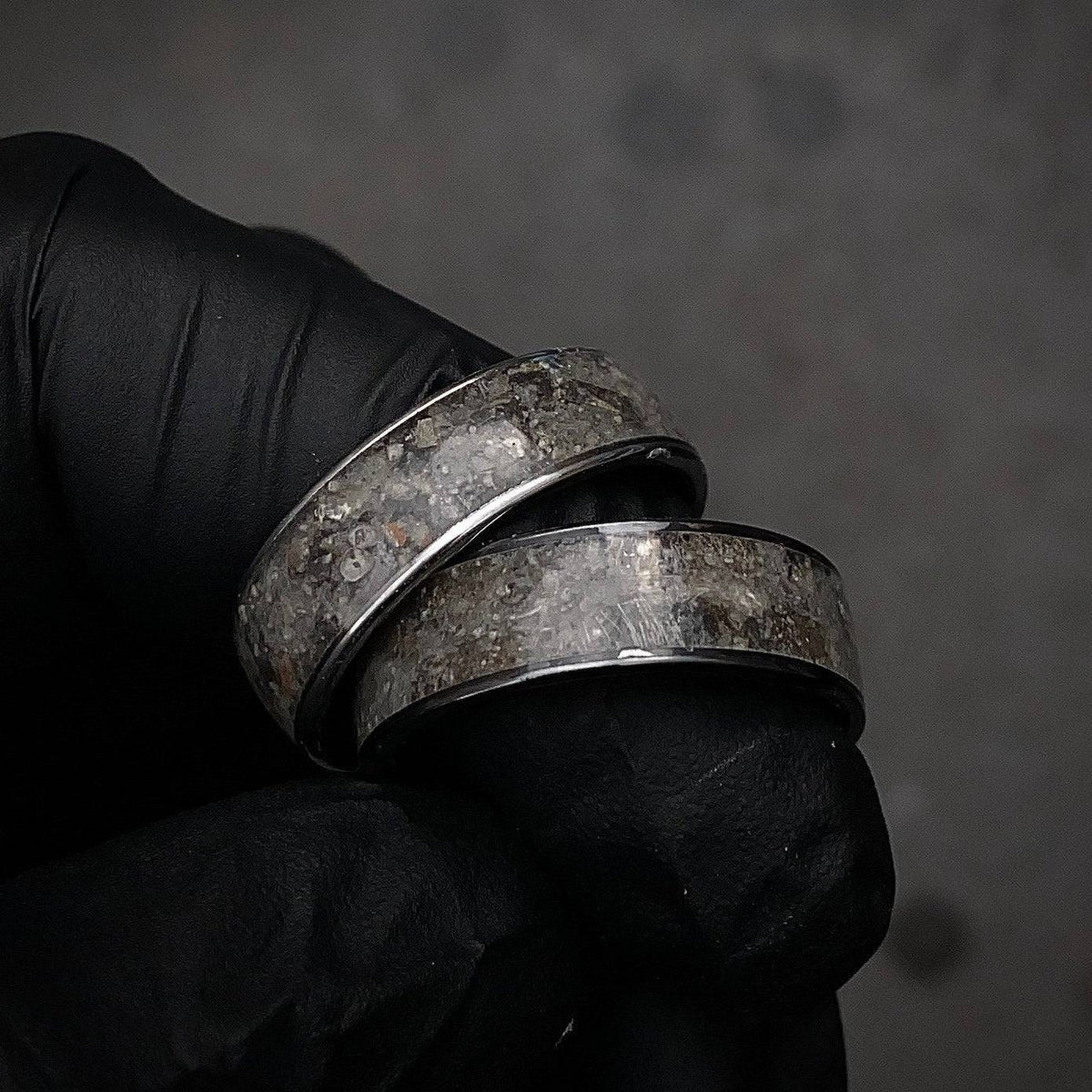 Lunar Meteorite Ring with Genuine Moon Dust