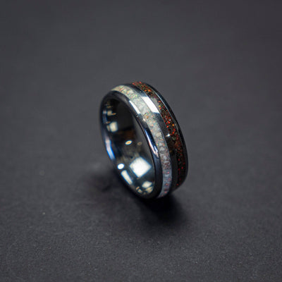 Wedding ring set with Mars and dinosaurbone